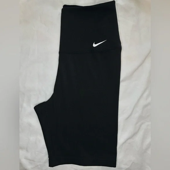 Nike Dri-FIT Women’s Black Biker Shorts High Rise Athletic Size Small - Picture 1 of 5